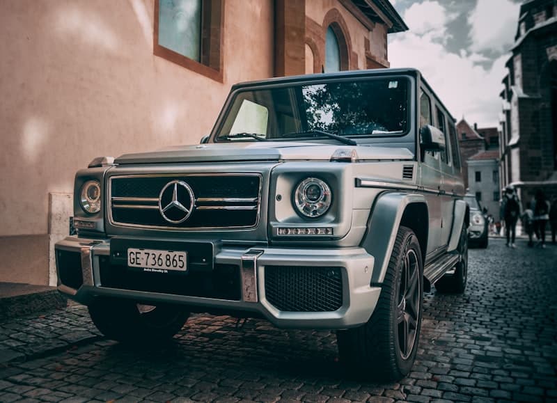 Mercedes-Benz G 500